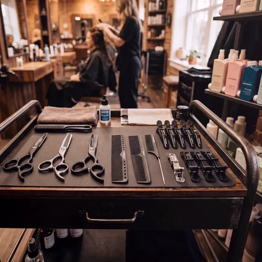 Young Shore — hairsalon in Frankfurt am Main